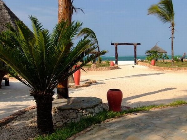 Waikiki Resort Pwani Mchangani Zewnętrze zdjęcie